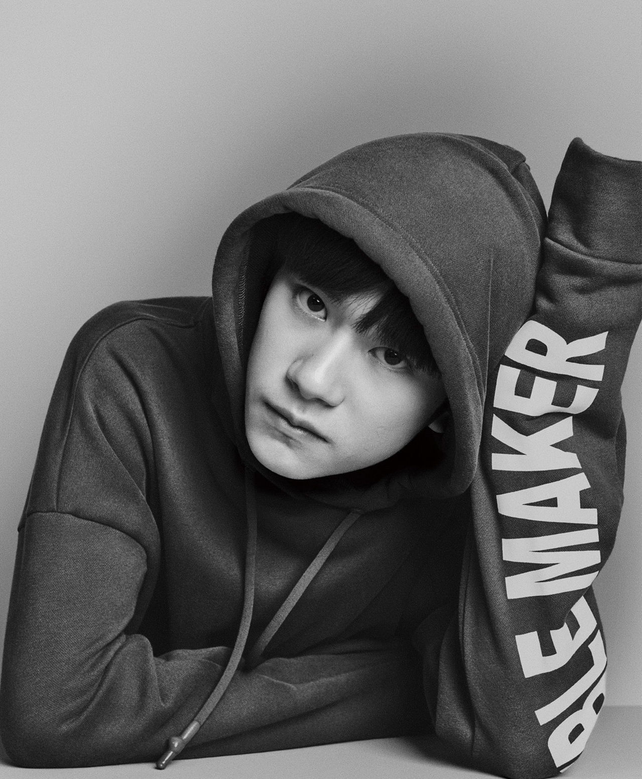 2014年6月,TFBOYS组合开始倡导和开展关注唇腭裂儿童的公益活动,向社会发出让唇腭裂儿童绽放幸福微笑的呼吁,希望通过自身的影响力去感染社会,传递爱心、传播正能量,#TFBOYS益起来#话题互动量超过8亿。2014年8月3日,TFBOYS组合于华联常营购物中心参加TFBOYS『幸福微笑』公益活动暨出道一周年粉丝答谢会。活动现场,中国人口福利基金会领导授予TFBOYS组合幸福微笑救助唇腭裂儿童公益项目爱心大使的称号,肯定他们在公益事业上做出的表率和努力。8月21日,TFBOYS组合接受章子怡